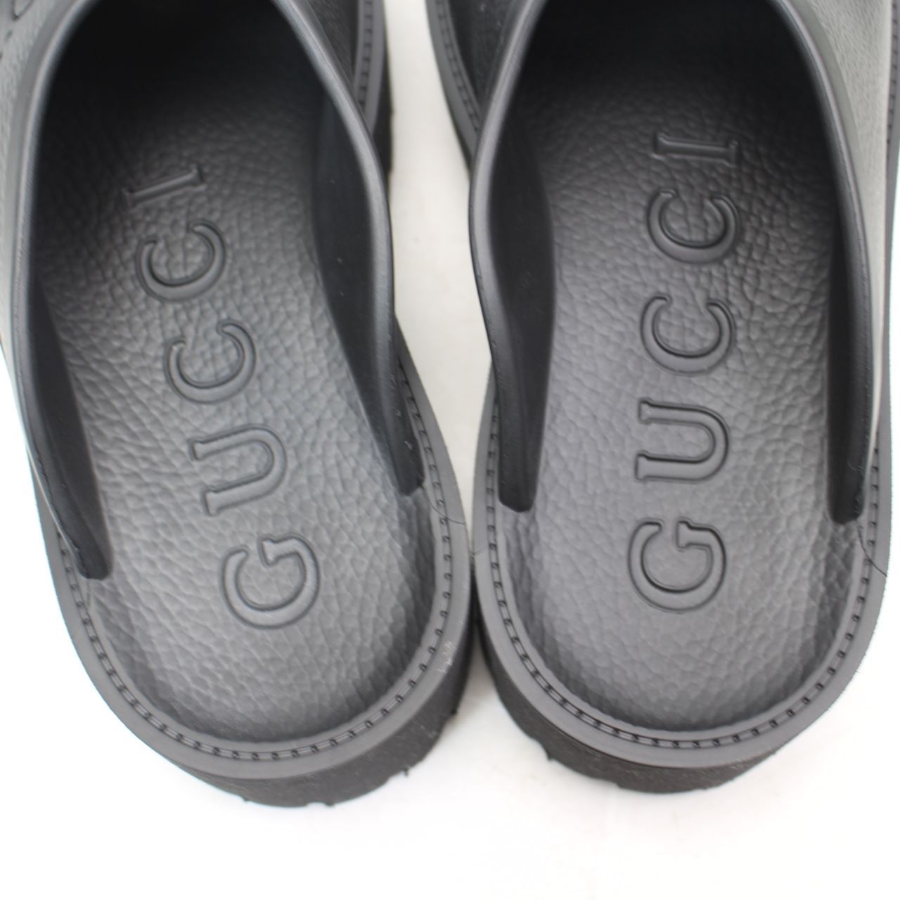 630)【未使用/サイズ40】グッチ GUCCI パーフォレーテッドG ウィメンズ プラットフォームサンダル サボ 黒 663577 - メルカリ