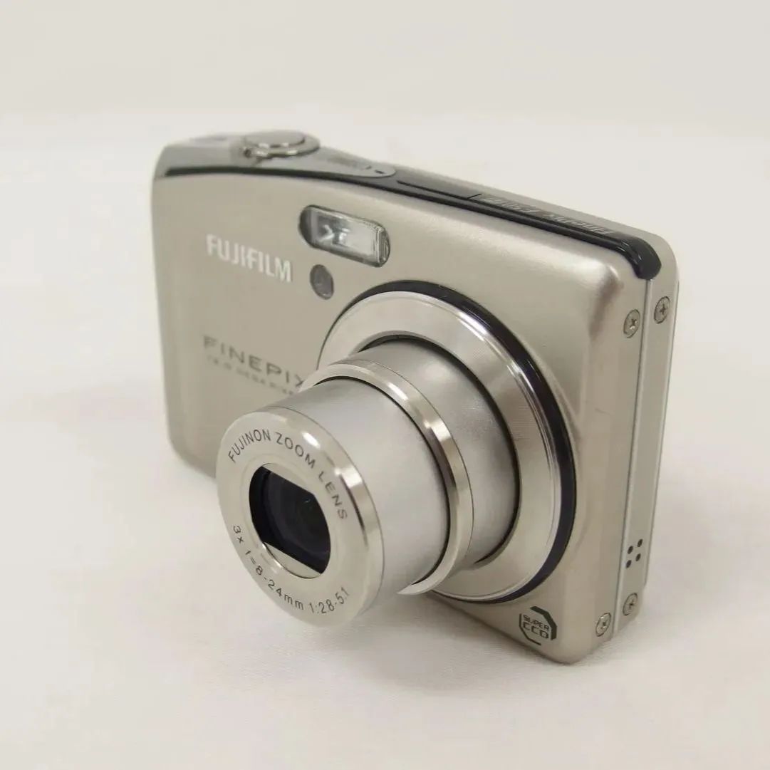 FUJIFILM 【FinePix F50fd】 デジタルカメラ 12.0 MEGA PIXELS 