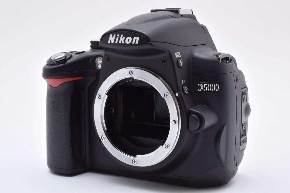 Amazon.co.jp: Nikon DSLR Camera D5000 Body D5000 : Electronics