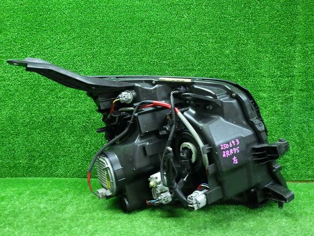 トヨタ ZRR70/75 ヴォクシー 後期 ファッション 左ヘッドライト HID 28