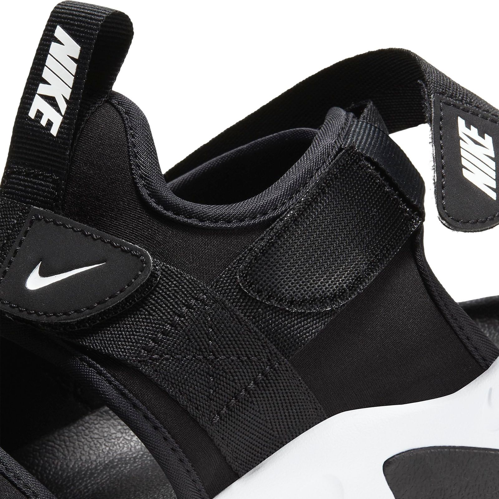Nike キャニオンサンダル 25cm ブラック/ホワイト ナイキ] キャニオンサンダル W CANYONSANDAL ブラック/ホワイト