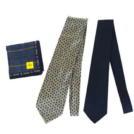 【中古】 3点セット フェンディ FENDI クリスチャンディオール Christian Dior ネクタイ 楕円形柄 シルク ハンカチ ネイビー メンズ 03JA05