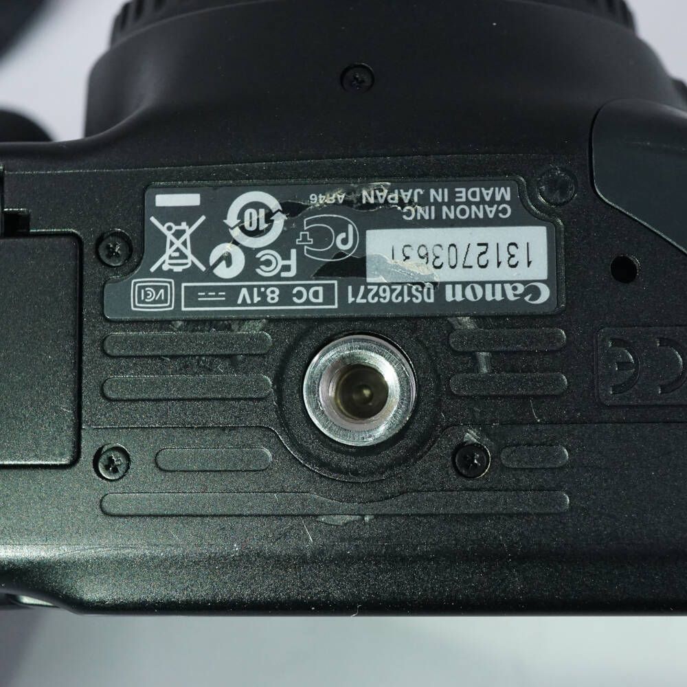 Canon EOS Kiss X4 ボディ USED品 デジタル一眼 本体+バッテリー