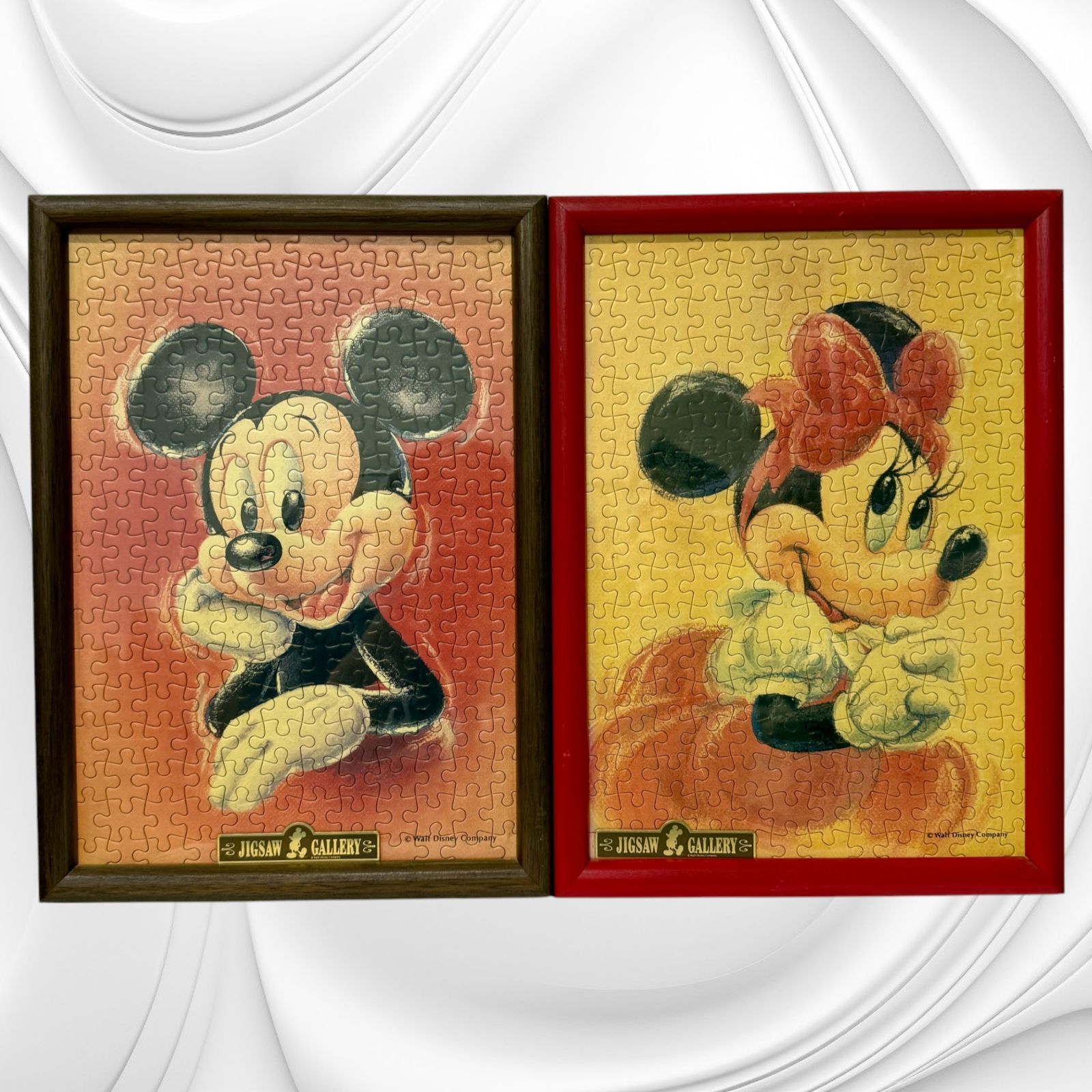 【送料込】 廃盤品】ミッキー＆ミニー ビンテージ風パズル 完成品 木製 彫刻