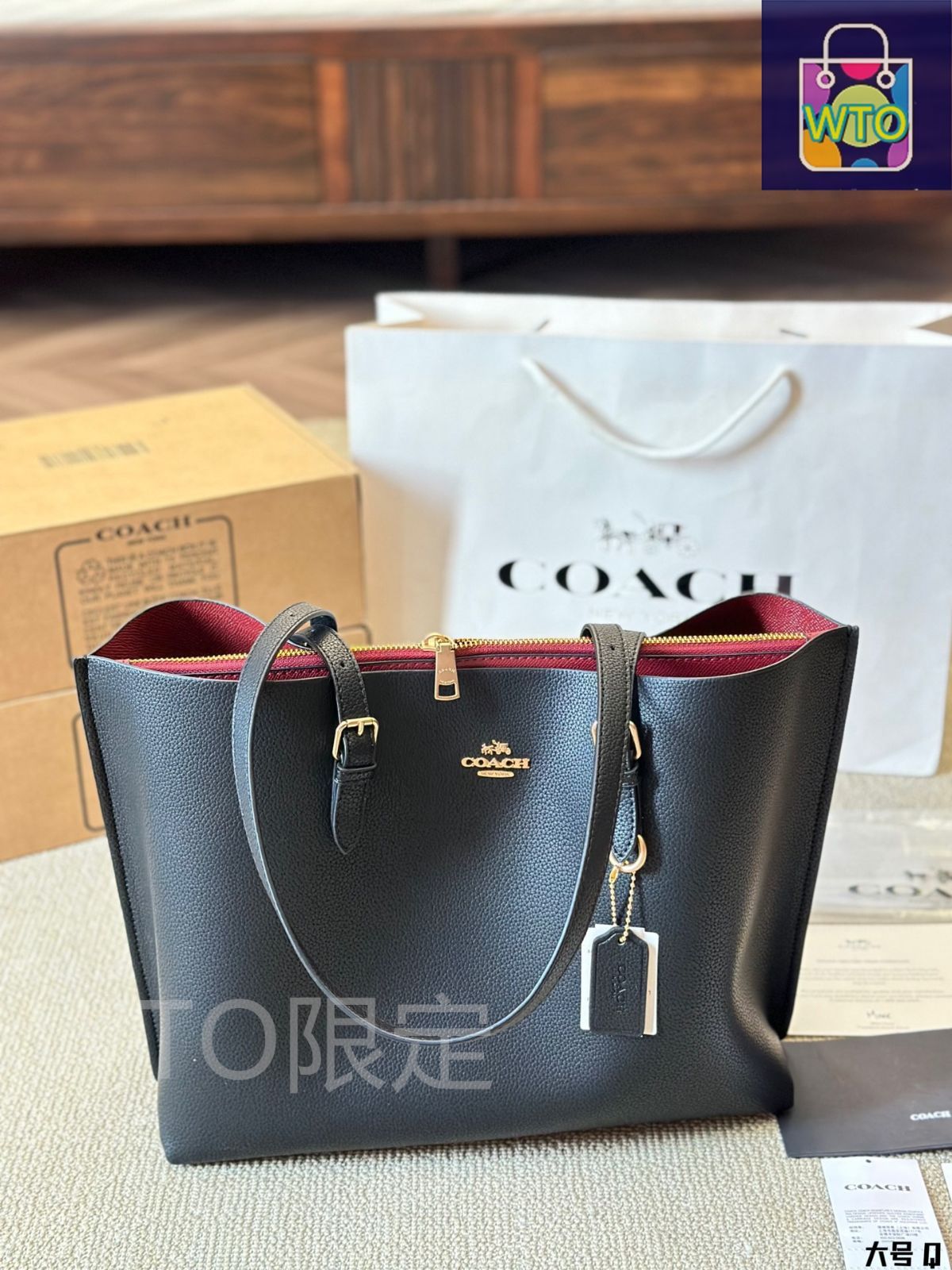 今日特価】Coach コーチ モリー35 トートバッグ 高品質、五金