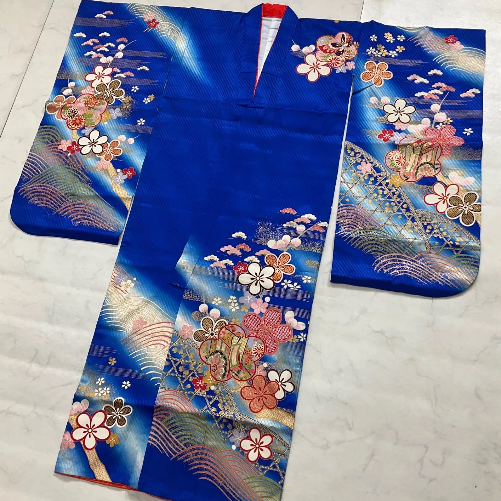 ◆kimono one◆5〜7歳くらい用◆女の子着物◆正絹◆子供着物◆七五三◆袷◆重ね襟◆裄58㎝肩丈127.5㎝◆七五三お詣り女の子着物こどものひお正月卒業式十三詣り◆G299
