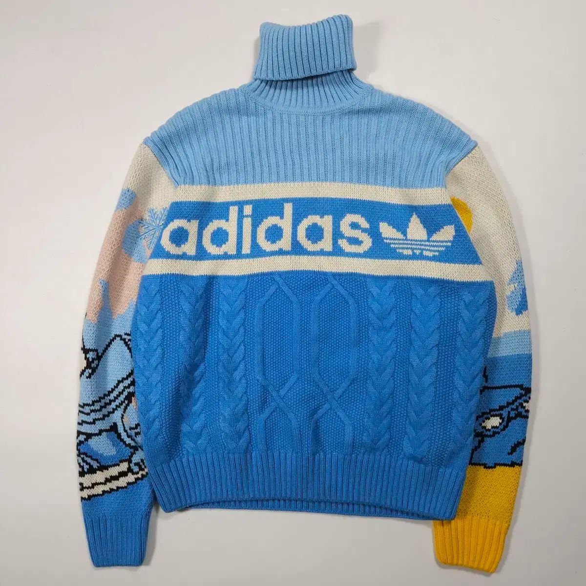 ☆人気☆ adidas☆ユニセックス X'MAS SWEATER adidas has