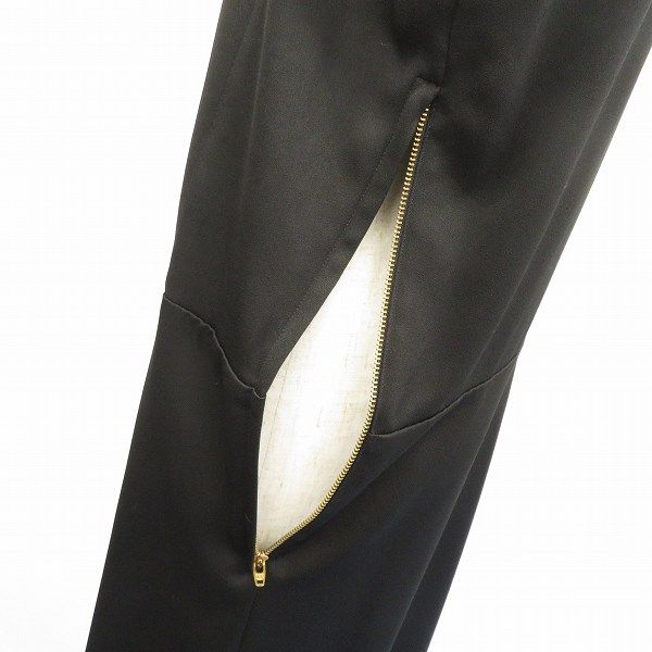 美品　トーガ　TOGA PULLA ロングワンピース　ビジュー　黒　ベルト付き 美品 トーガ TOGA PULLA ロングワンピース ビジュー 黒 ベルト