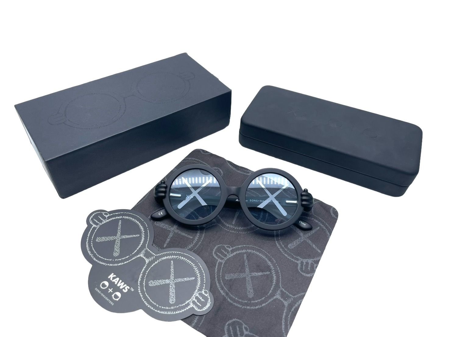 KAWS カウズ×SONS DAUGHTERS サングラス メガネ キッズ用 ラウンド型  