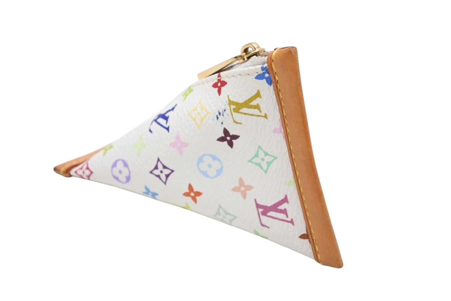 ゴールド金具 4b008110