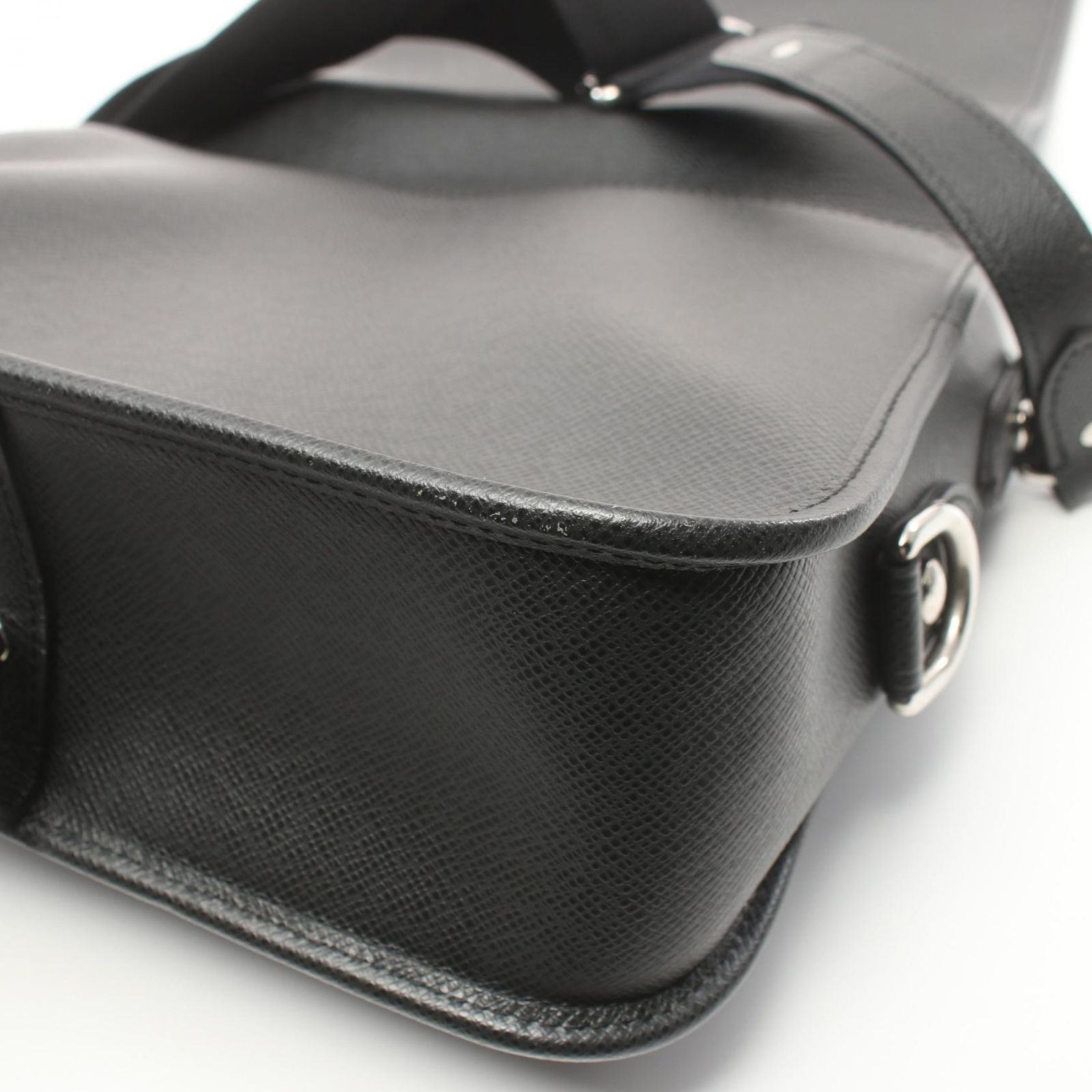 新品同様 ルイヴィトン タイガ アンドレイ ショルダーバッグ アルドワーズ 楽天市場】【バッグ】LOUIS VUITTON ルイ ヴィトン タイガ アンドレイ