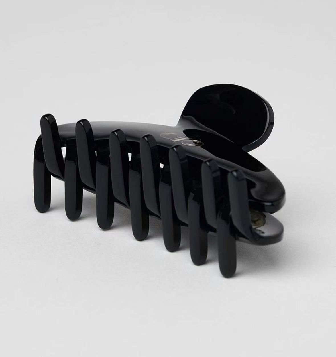 alo yogaヘアクリップ未使用アロヨガ新品ヘアアクセ alo yogaヘアクリップ未使用アロヨガ新品ヘアアクセ ロン