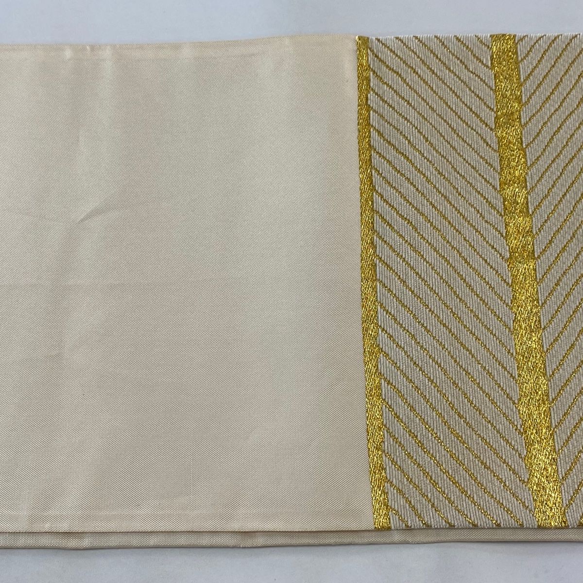 袋帯 美品 名品 横段 斜縞 金糸 箔 ベージュ 六通 正絹 【中古