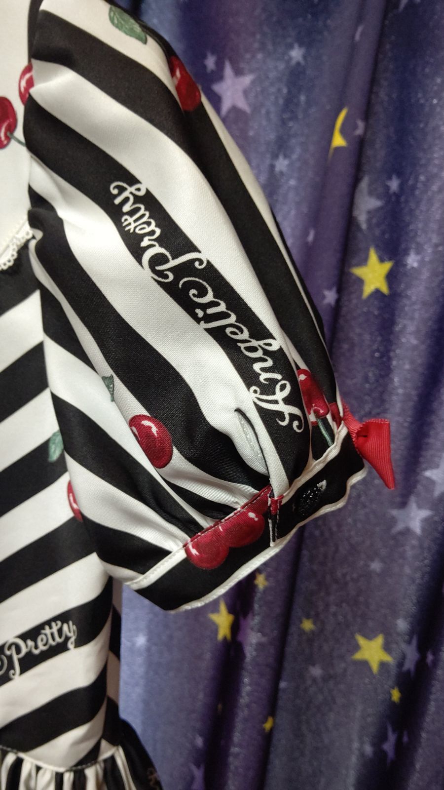 ‪*☾様 ANGELIC PRETTY チェリースタンプワンピース angelic pretty cherry stamp ワンピース - メルカリ