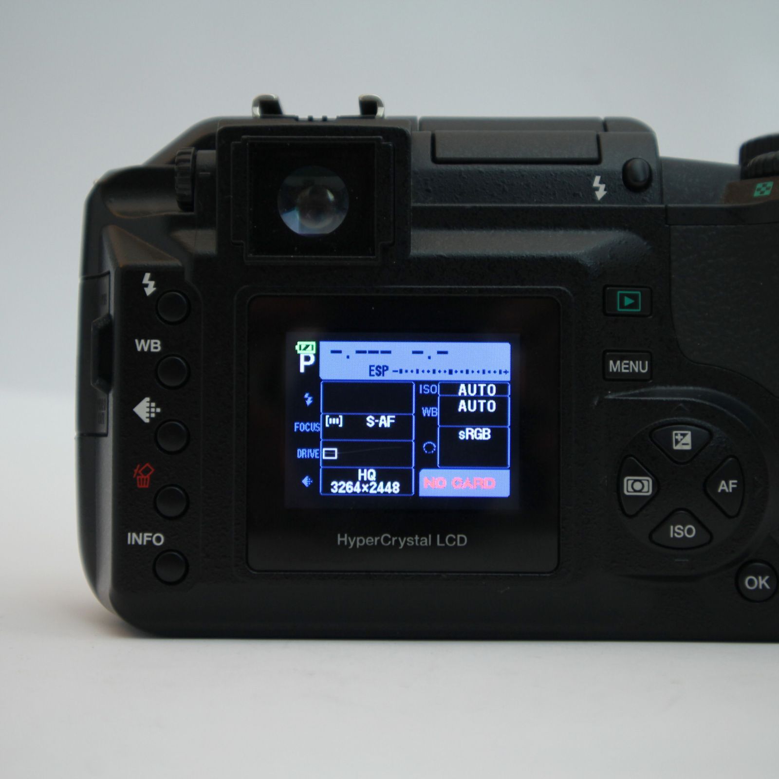 ジャンク】OLYMPUS オリンパス E-300 デジタル一眼レフカメラ ジャンク】OLYMPUS オリンパス E-300 デジタル一眼レフカメラ