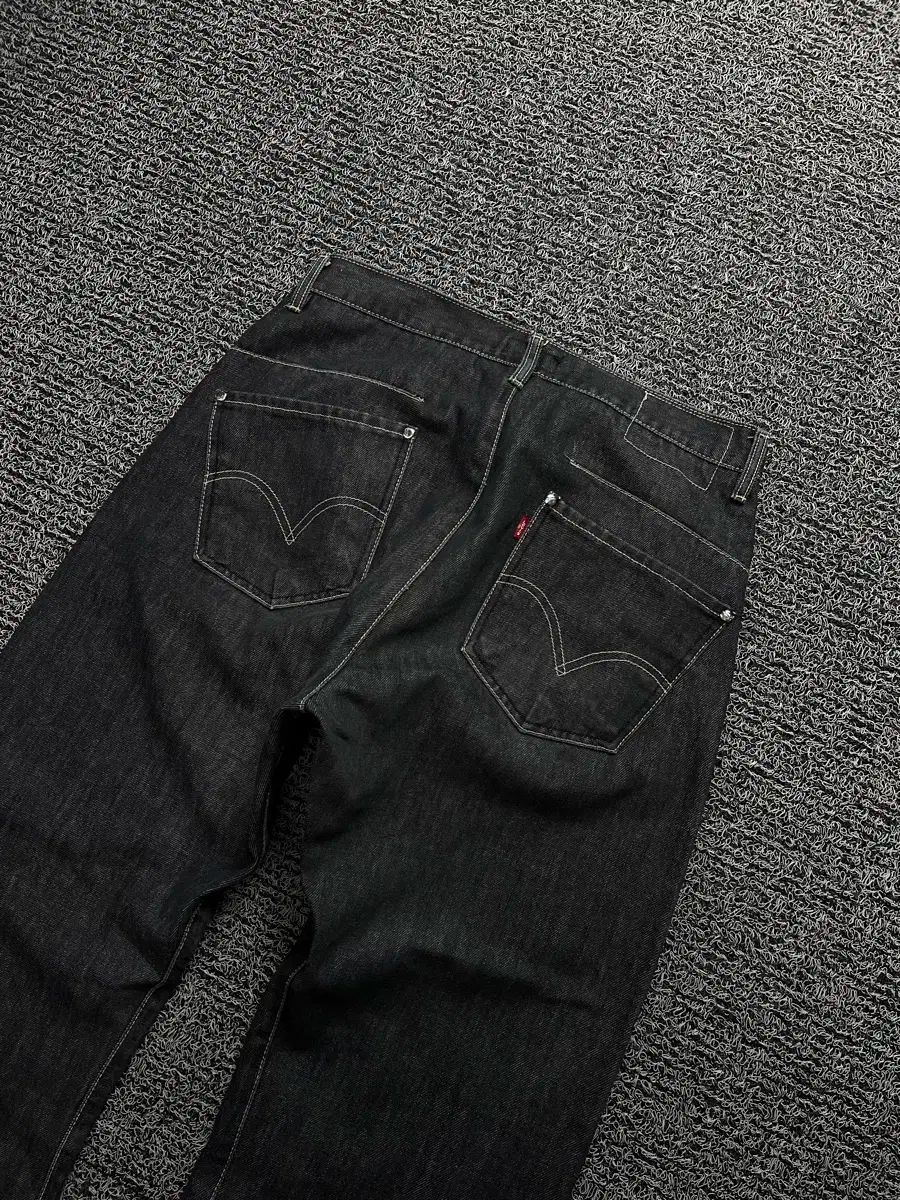 LEVI S リーバイス エンジニアドジーンズ 黒 生デニム デニム パンツ