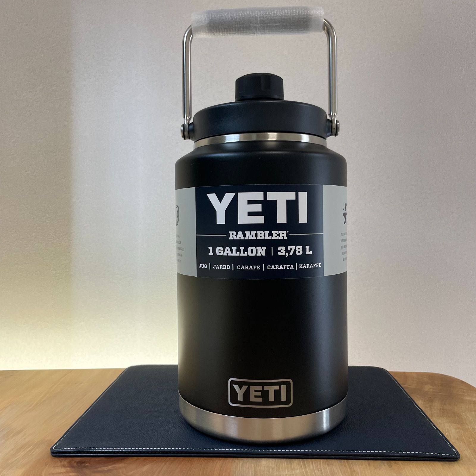新品未使用 YETI イエティ ランブラー ワンガロンジャグ
