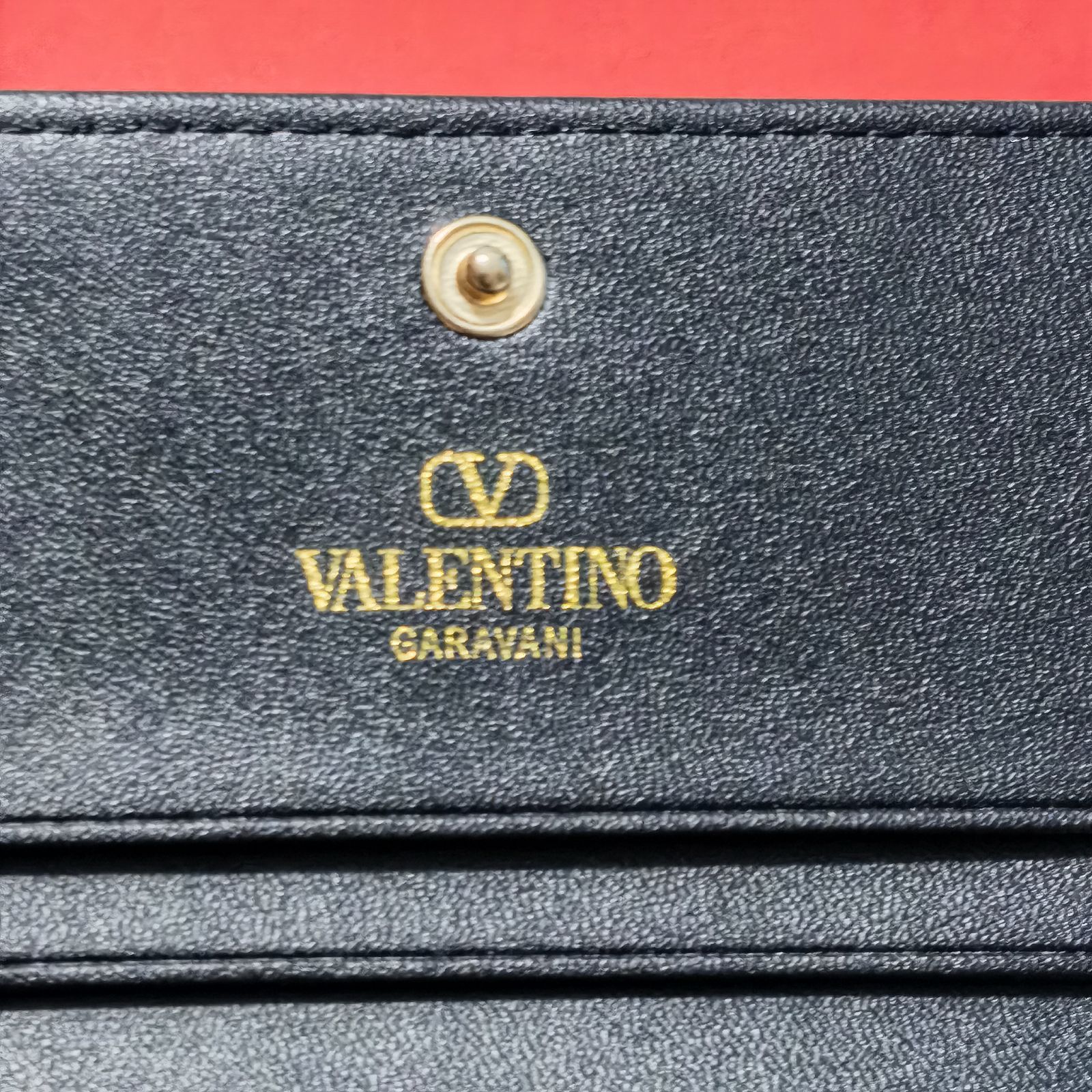 🌷︎人気の美品🌷︎VALENTINO★ヴァレンティノ 二つ折り財布