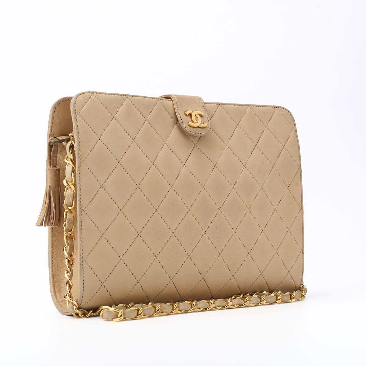 CHANEL シャネル マトラッセ プッシュロック チェーンショルダー 