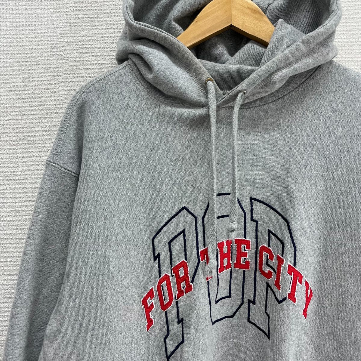 ☆FTC☆ x POP TRADING COMPANY COLLEGE PULLOVER フーディ FTC X POP TRADING COMPANY COLLEGE PULLOVER HOODED SWEATSHIRT