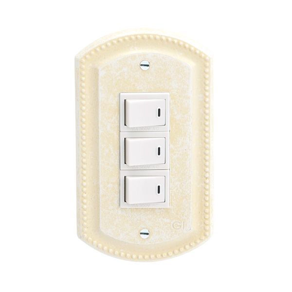 【新品・14営業日以内発送】ゴーリキアイランド 790103 真鍮製スイッチプレート フルカラーシリーズ用 PB03 古白色 真鍮 スイッチカバー【沖縄離島販売不可】