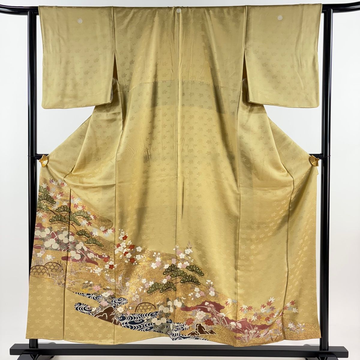 色留袖 身丈155.5cm 裄丈63.5cm S 袷 松竹梅 宝尽くし 金糸 金彩 ベージュ 正絹 美品 秀品 一つ紋 中古 20%OFF訪問着 正絹 身丈155.5cm S 裄63.5cm 仕立て上がり リサイクル