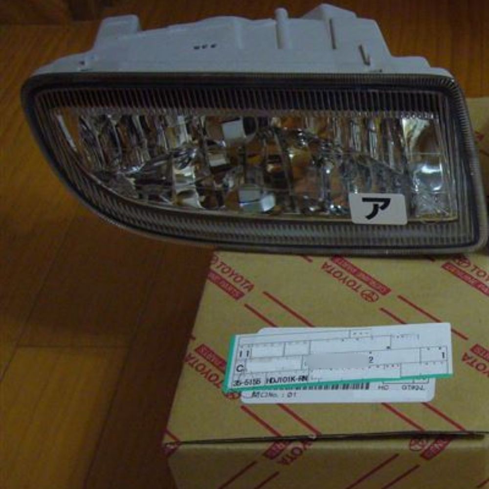 トヨタ 純正 TOYOTA 正規 フロント フォグランプ レンズ ユニット RH 運転席側 右側 ランドクルーザー100系 HDJ101 UZJ100 パーツ エンジン タイヤ カスタム