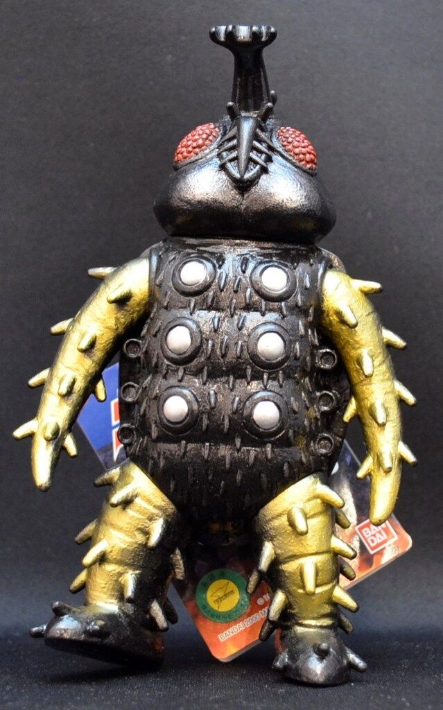 宇宙昆虫サタンビートル タグ付き バンダイウルトラ怪獣シリーズ64