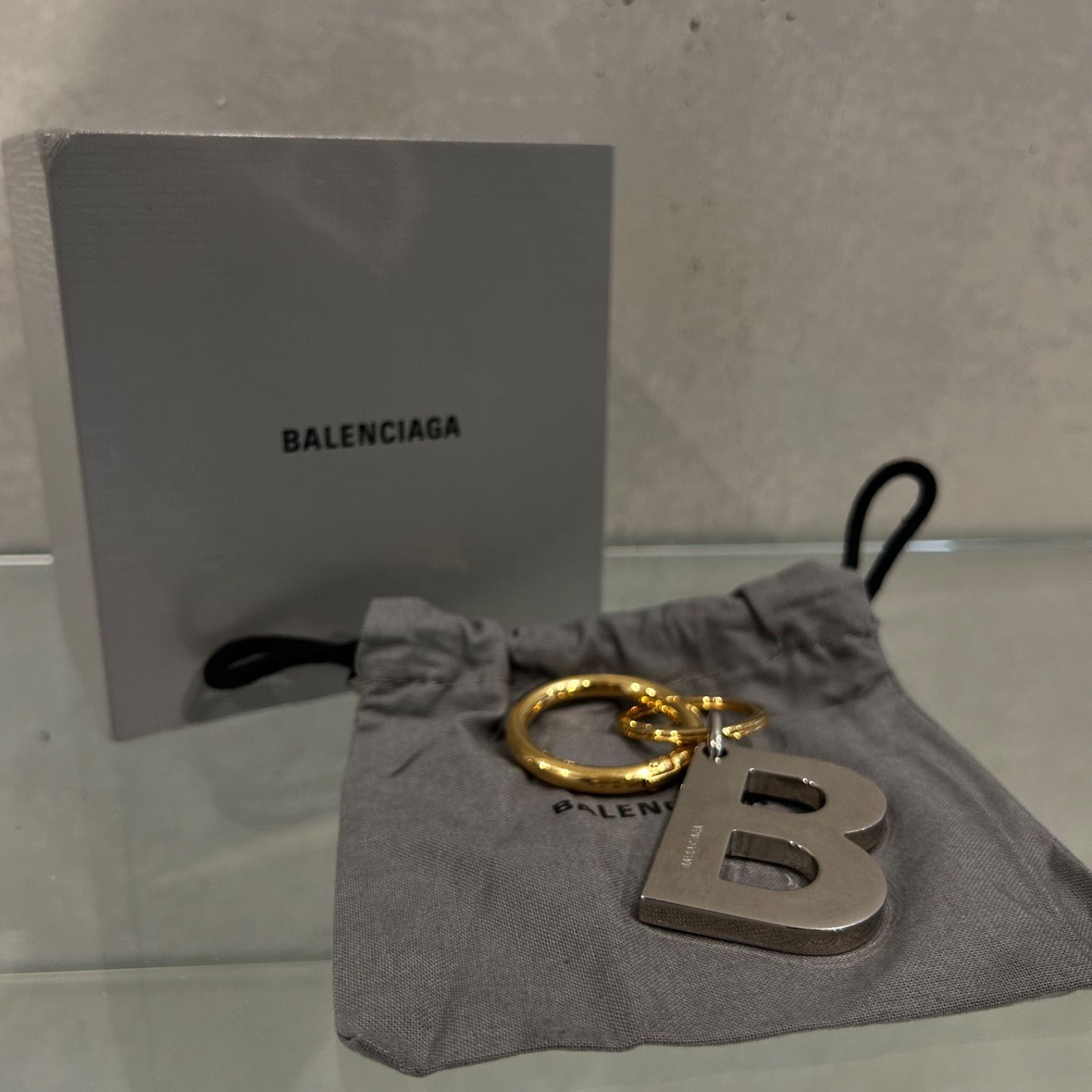 BALENCIAGAキーチェーン ゴールド