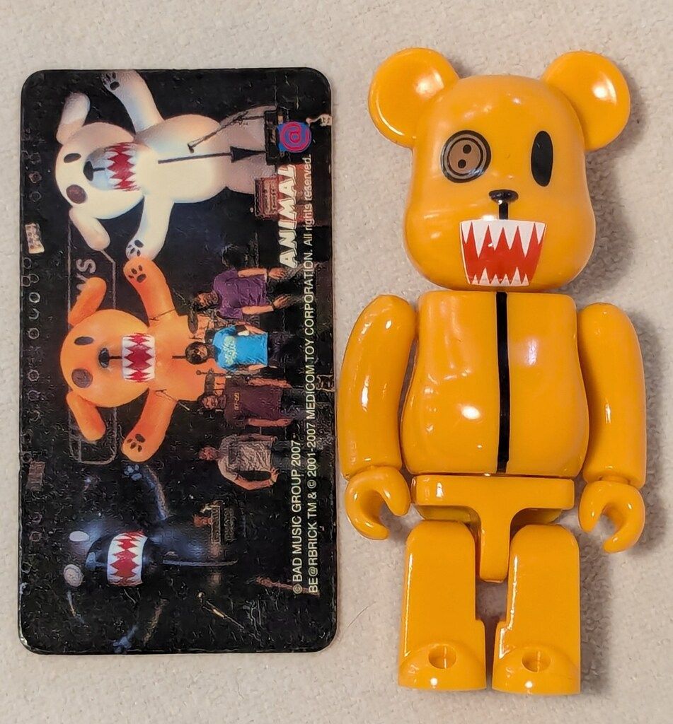 MEDICOMTOY BE@RBRICK ANIMAL バスター君(黄) 100% シリーズ15 - メルカリ