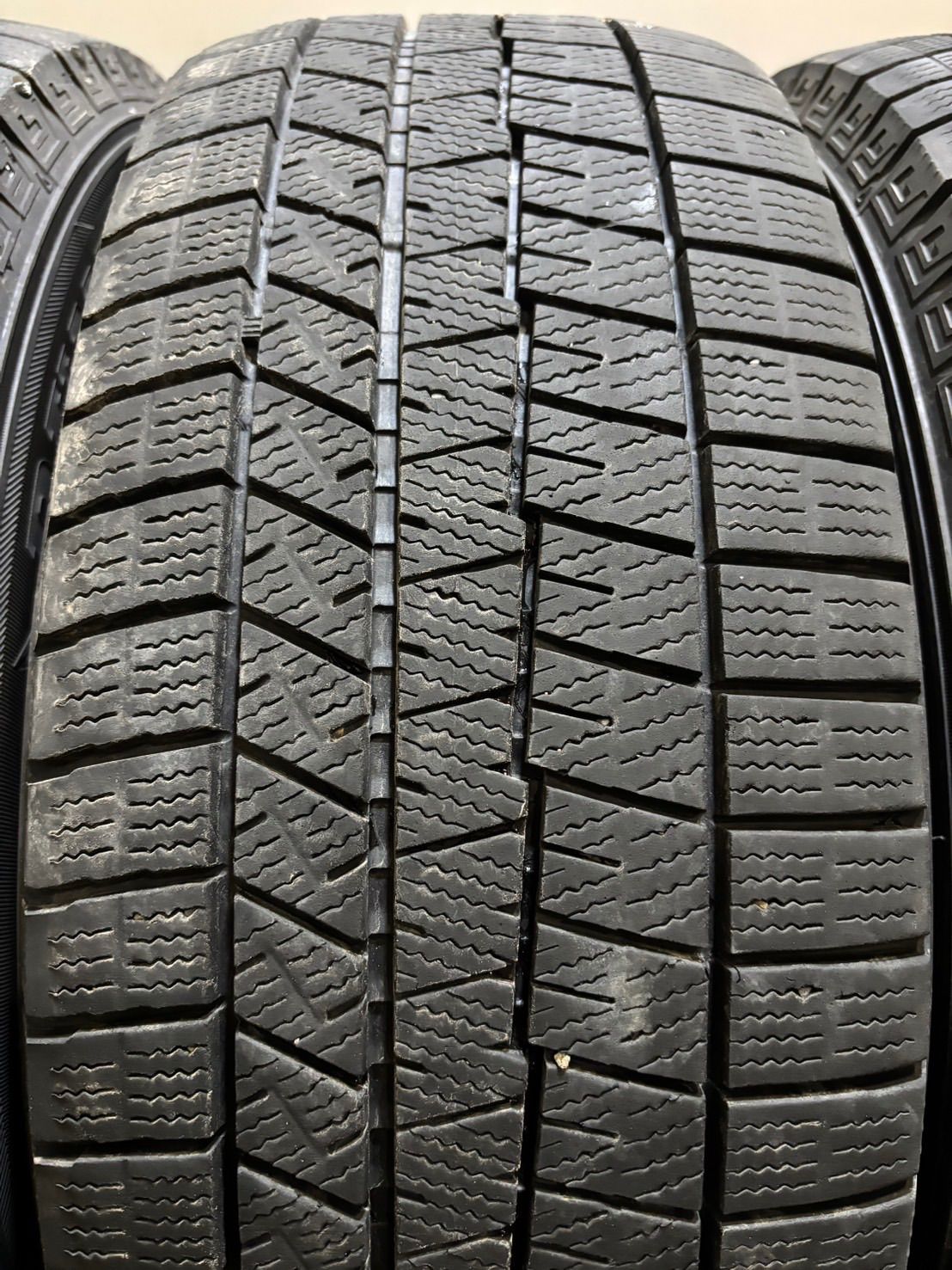 中古】 DUNLOP スタッドレス ダンロップ ウィンターマックスWM02 215  