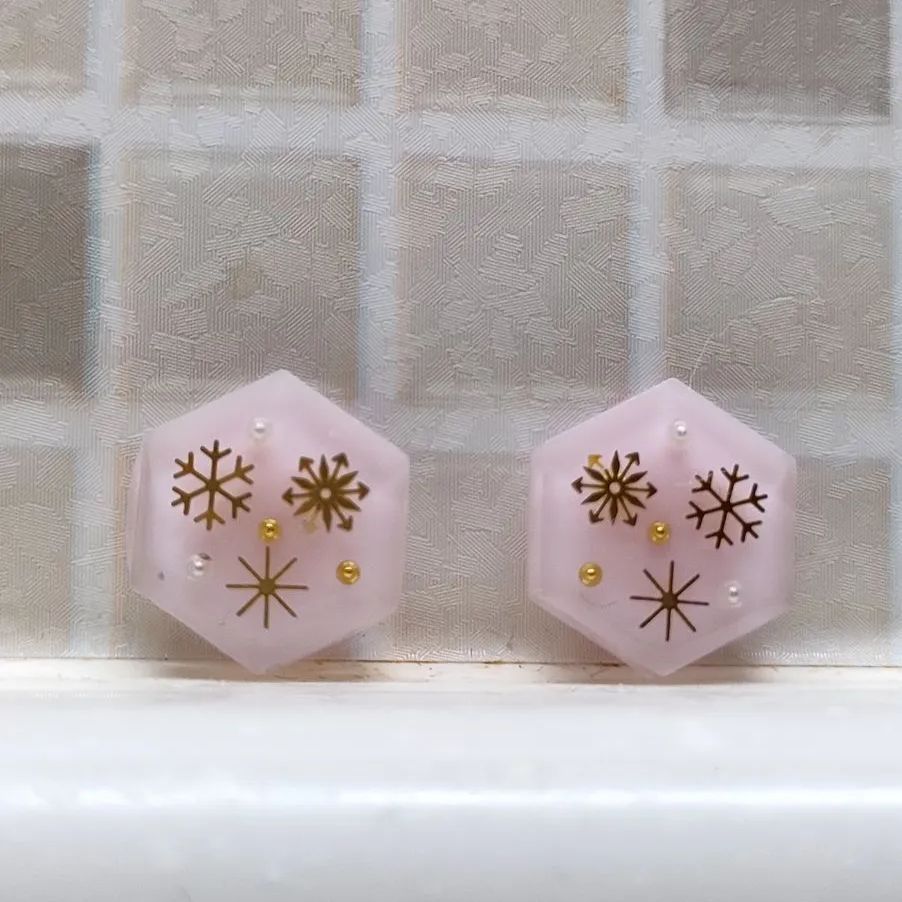 No.78】レジンアクセサリー 六角形ピアス 六角形イヤリング 