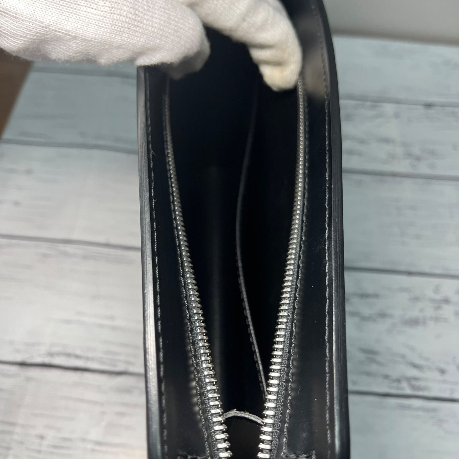 ポシェットダム セカンドバッグ