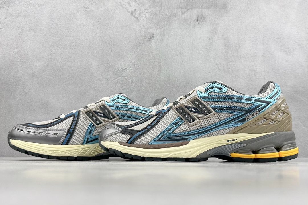 靴 New Balance M1906RRC セール】M1906RRC GRAY/GREEN(RC)（スニーカー）｜New Balance