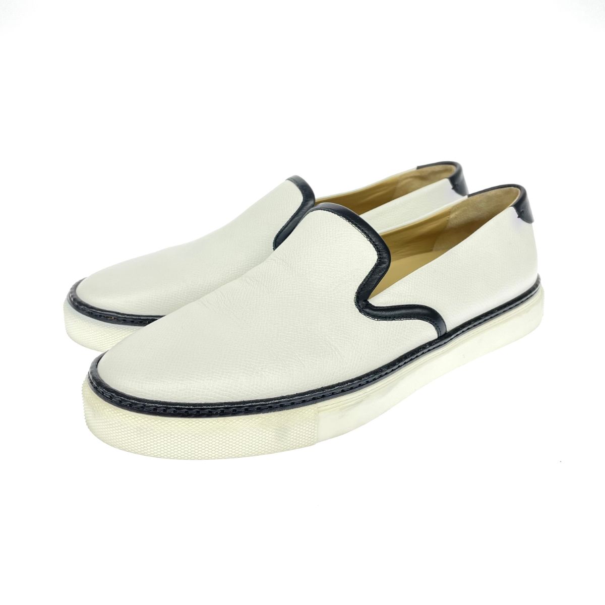 箱付き美品 ルイヴィトン ジャガード デニム モノグラム バレエシューズ ルイ・ヴィトン」がデニム＆ラムレザーの新作バレエシューズを発売