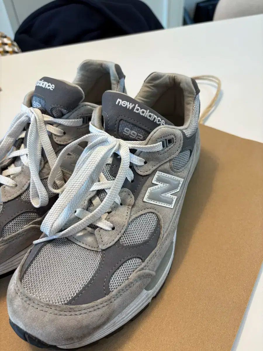 New Balance ニューバランス 992 グレー 275