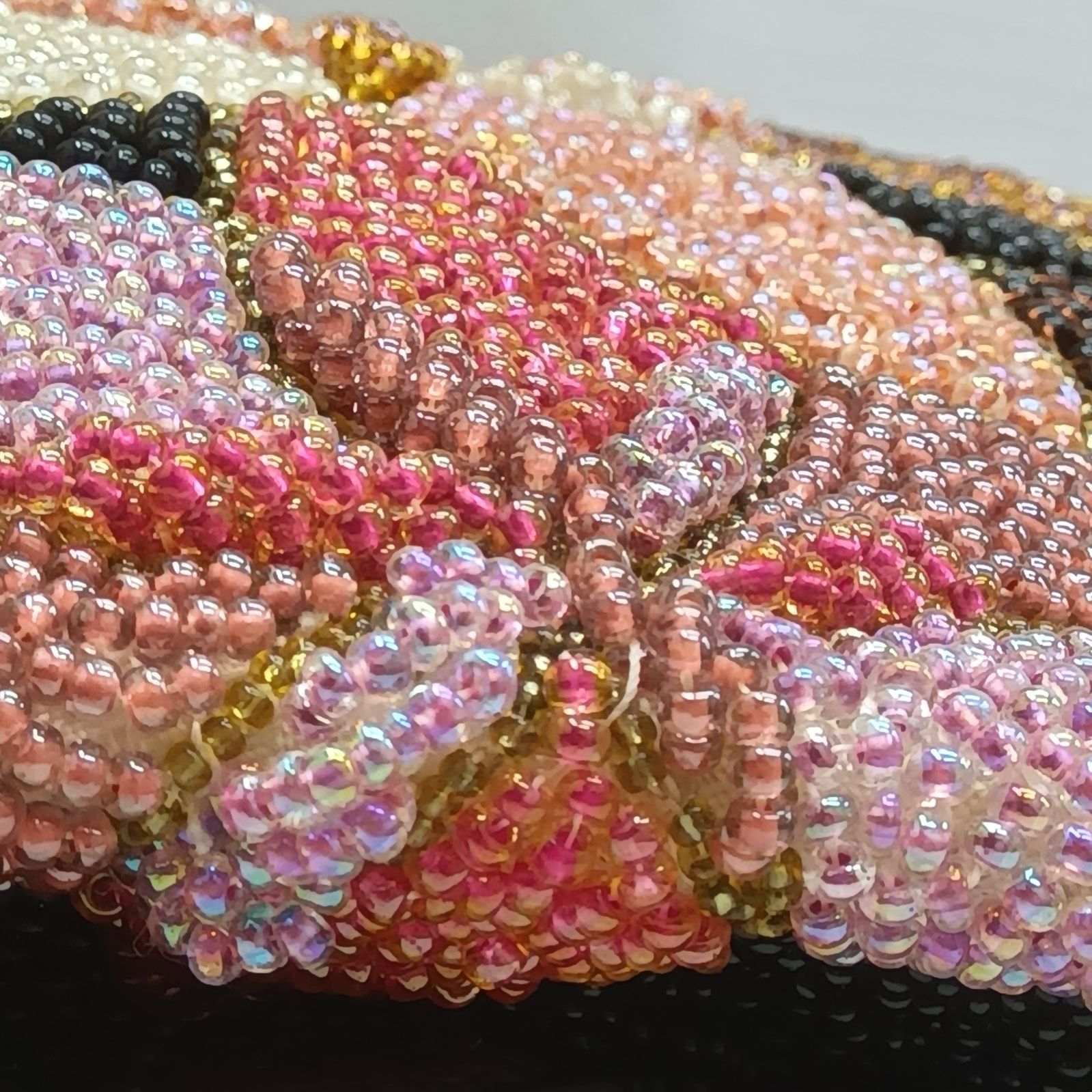 縁起吉🔴 昭和レトロ 希少レア 🔷 総柄 ビーズ刺繍バッグ ／ 立体的花