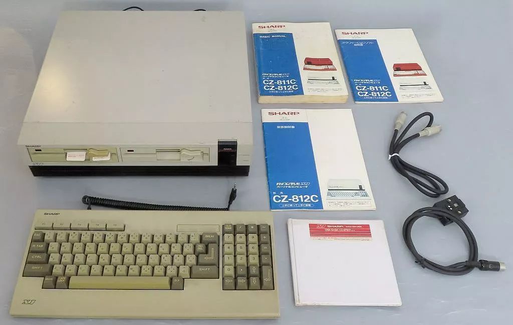 X1ハード X1F本体 model20 CZ-812CE オフィスグレー