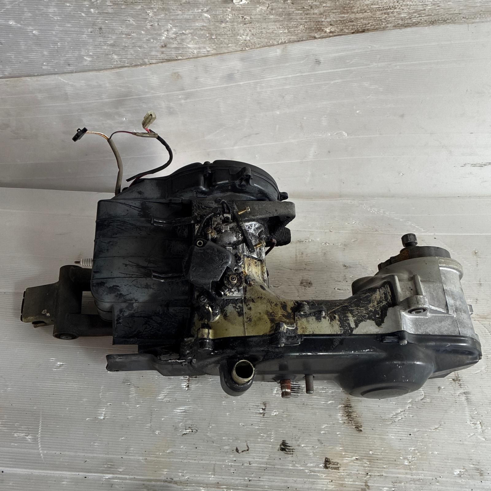 SUZUKI アドレスV100 CE11A エンジン スズキ