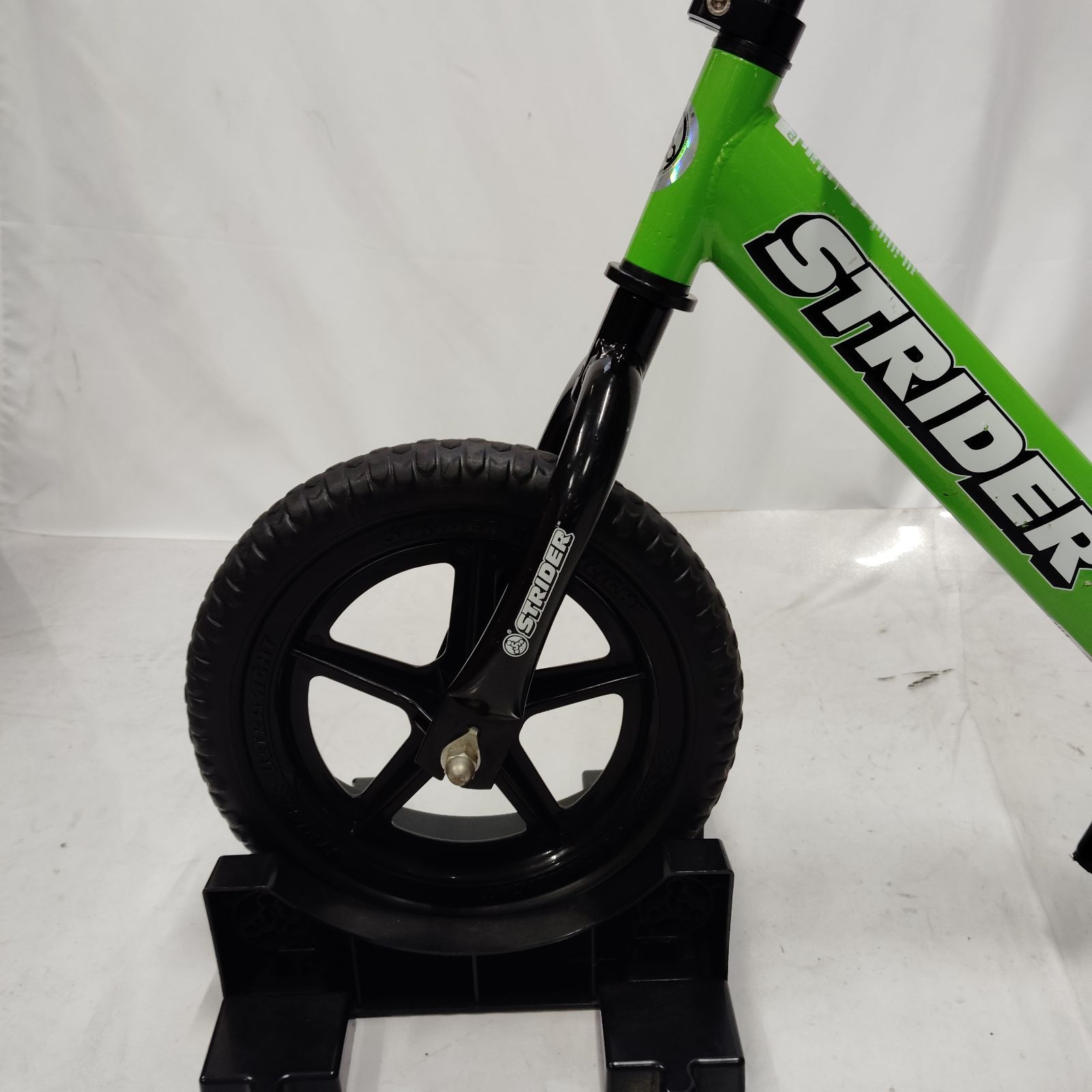 ストライダー グリーン STRIDER 12 SPORT ストライダー グリーン