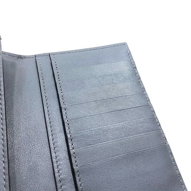 ＊極美品＊ボッテガヴェネタ　イントレチャート　二つ折り　長財布　グレー系 極美品＊ボッテガヴェネタ イントレチャート 二つ折り 長財布