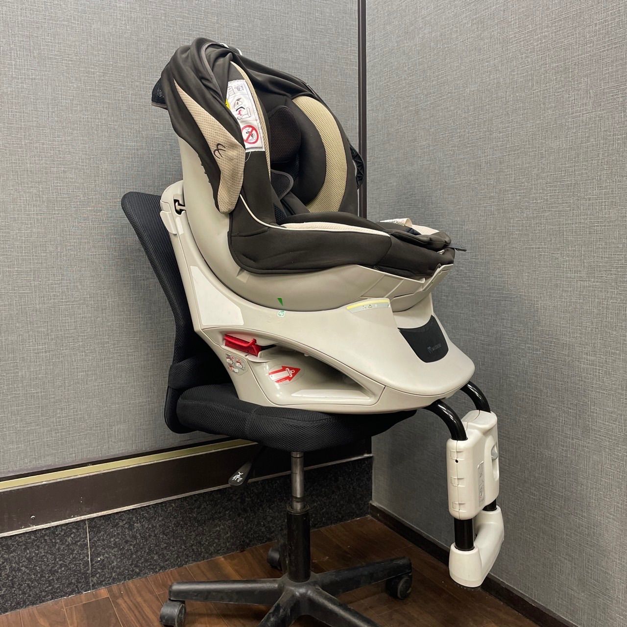 チャイルドシート 【中古】 AILEBEBE エールベベ クルット NT