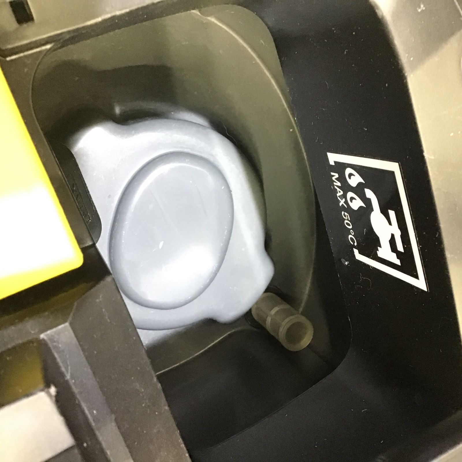 業務用カーペットリンスクリーナー