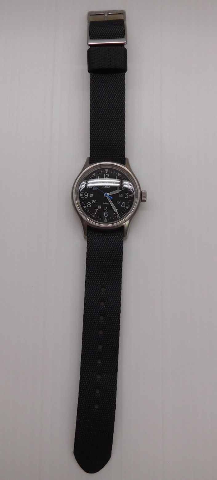 BEAMSBOY TIMEX アナログ 腕時計 TW2V30400SW