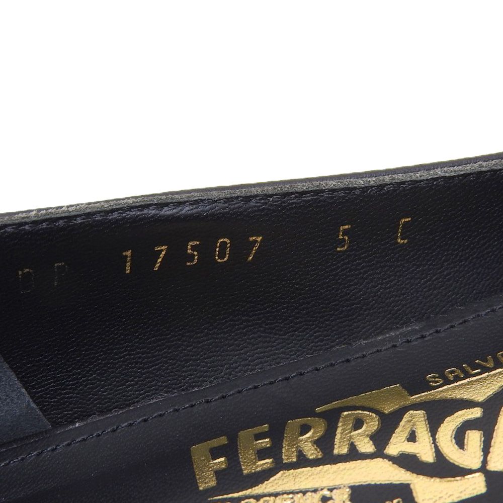 Salvatore Ferragamo サルヴァトーレフェラガモ 美品 ガンチーニ