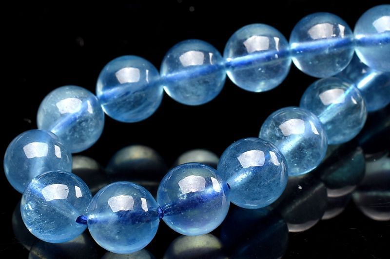 全品売り尽くし！ １点物 AAA 美しいブルー サンタマリアアクアマリン 7.5mm ブレスレット パワーストーン 天然石 _U7701