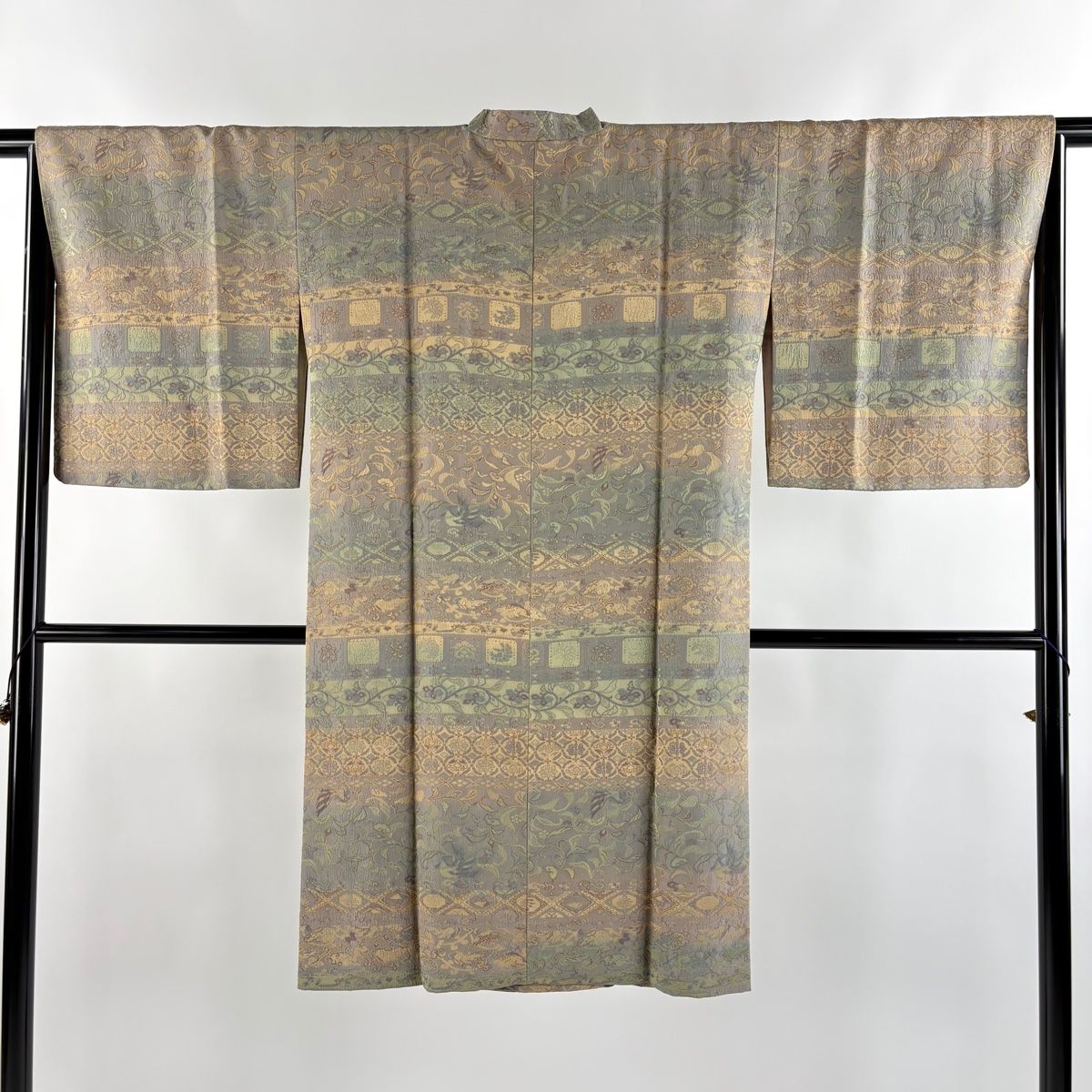 道行 身丈110cm 裄丈66cm M 和装コート 千代田衿 花唐草 段縞 灰色 正絹 名品
