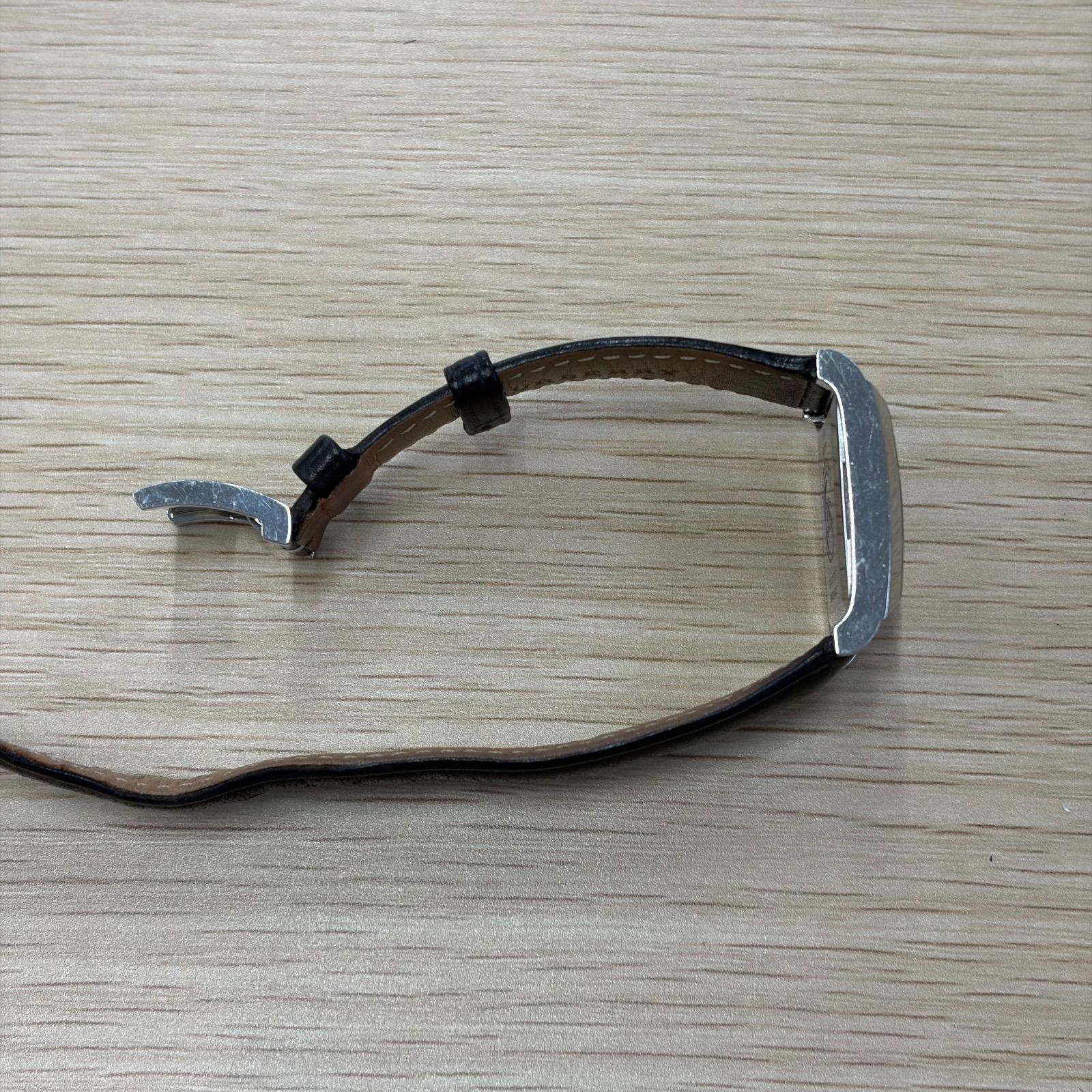 希少】BURBERRY バーバリー 腕時計 レクタンギュラ BU8001 - メルカリ