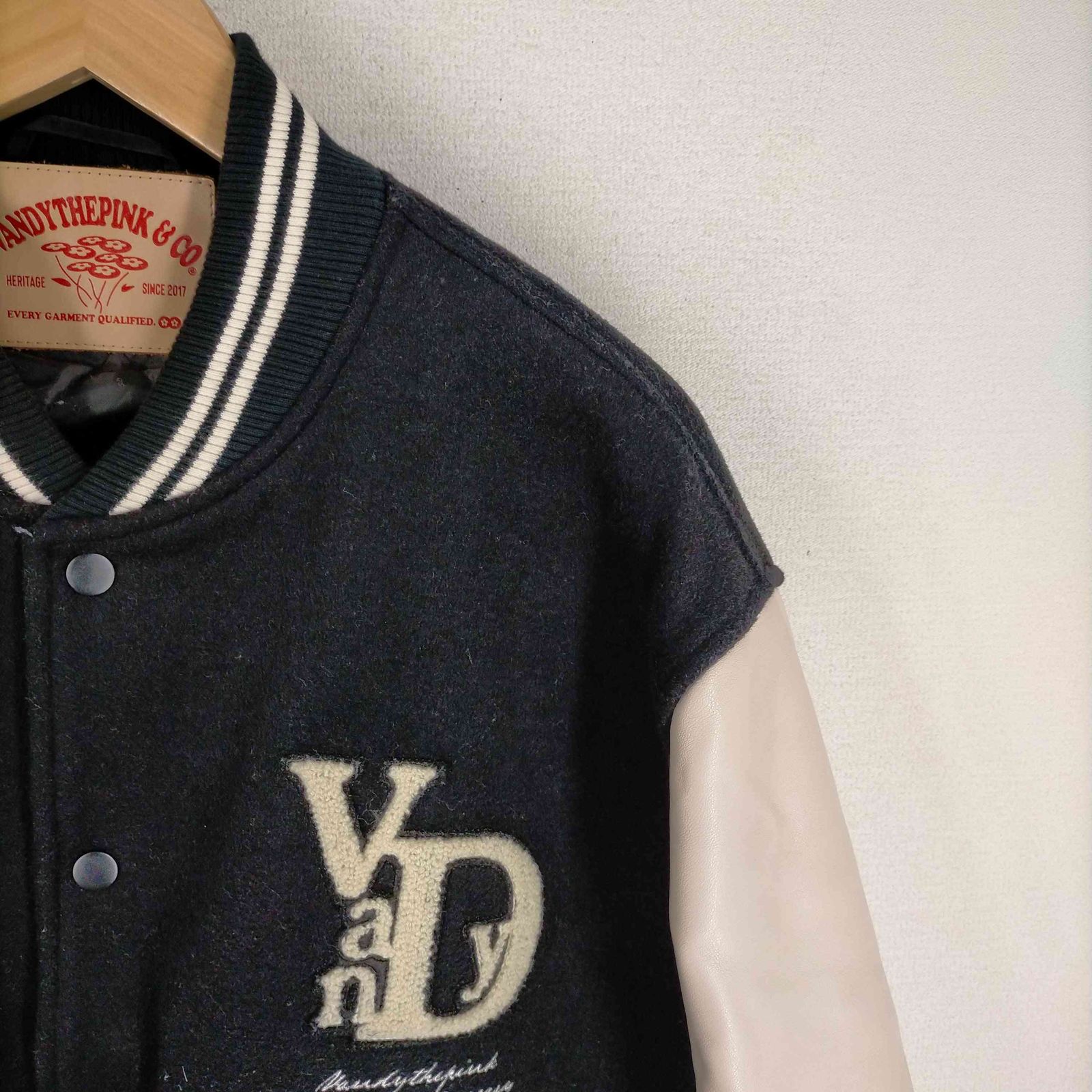 VANDYTHEPINK & CO. スタジャン ブラック/ホワイト vandy the pink 4周年スタジャン