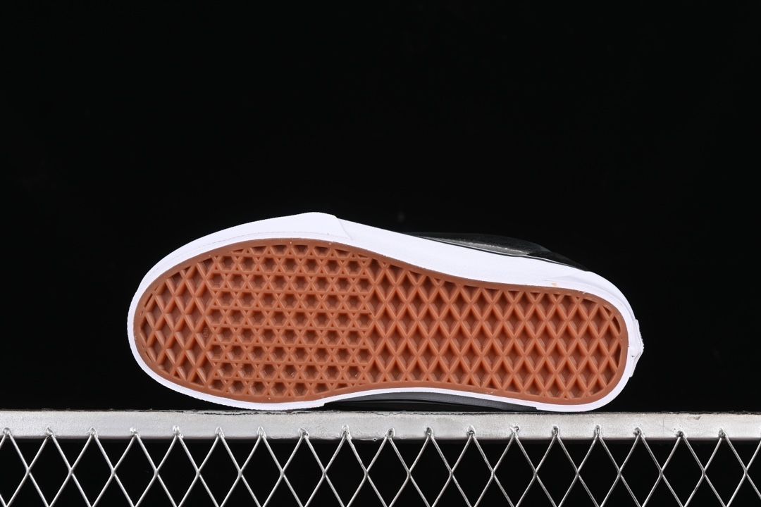 今日 Vans